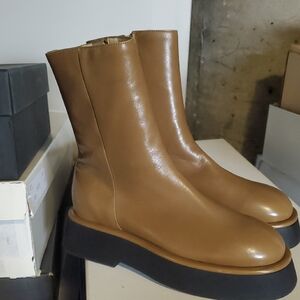 Men's Tan Leather Boots